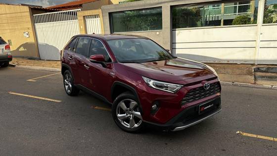 TOYOTA RAV4 2.5 VVT-IE HYBRID S AWD CVT TOYOTA RAV4 2.5 VVT-IE HYBRID S AWD CVT